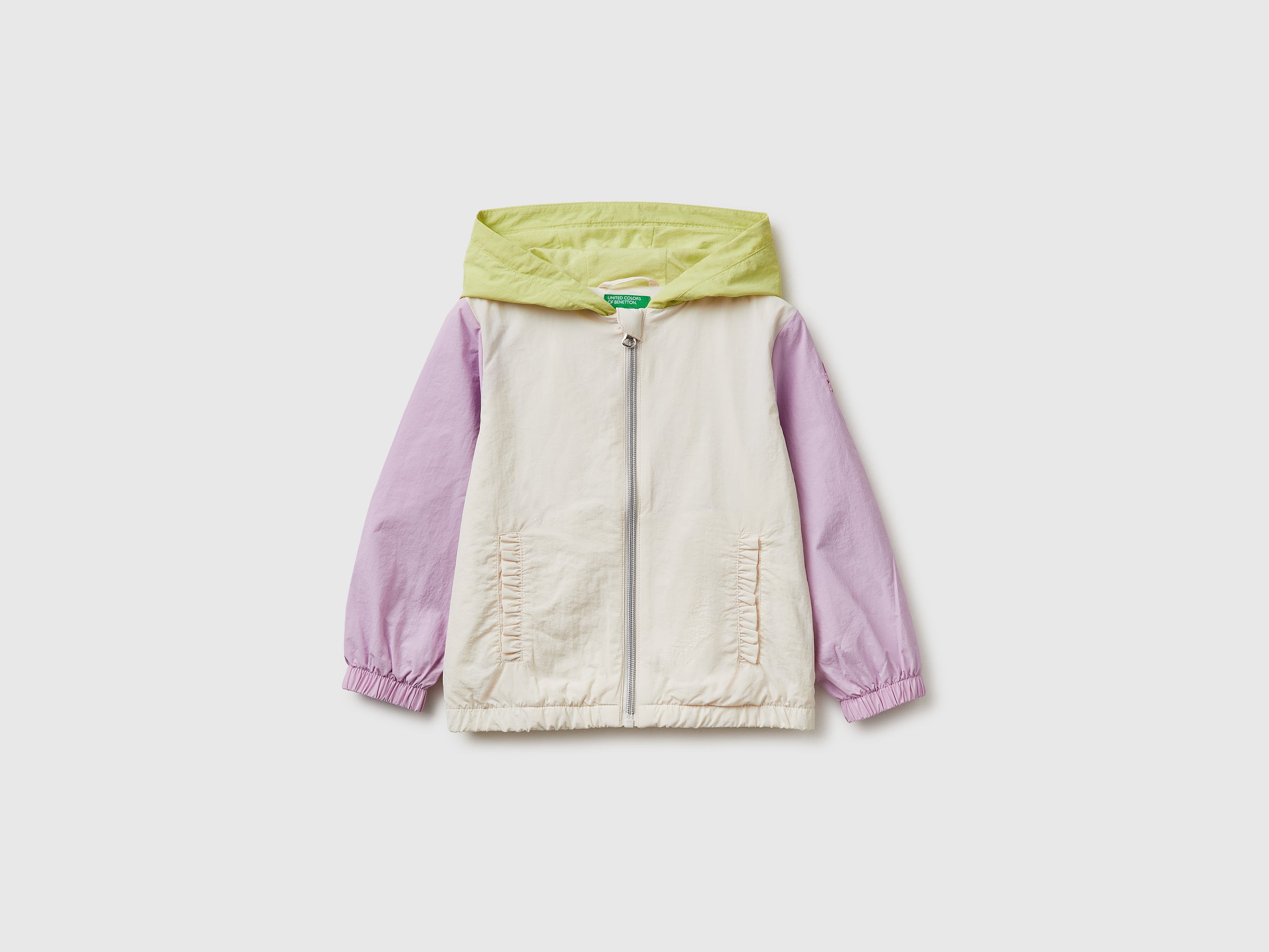 Light "Rain Defender" jacket - ucb_image_FS