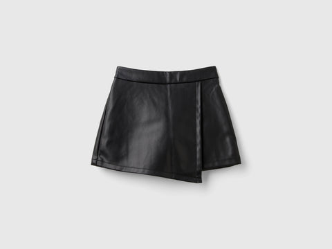 Saia-calça em tecido efeito pele - ucb_image_FS