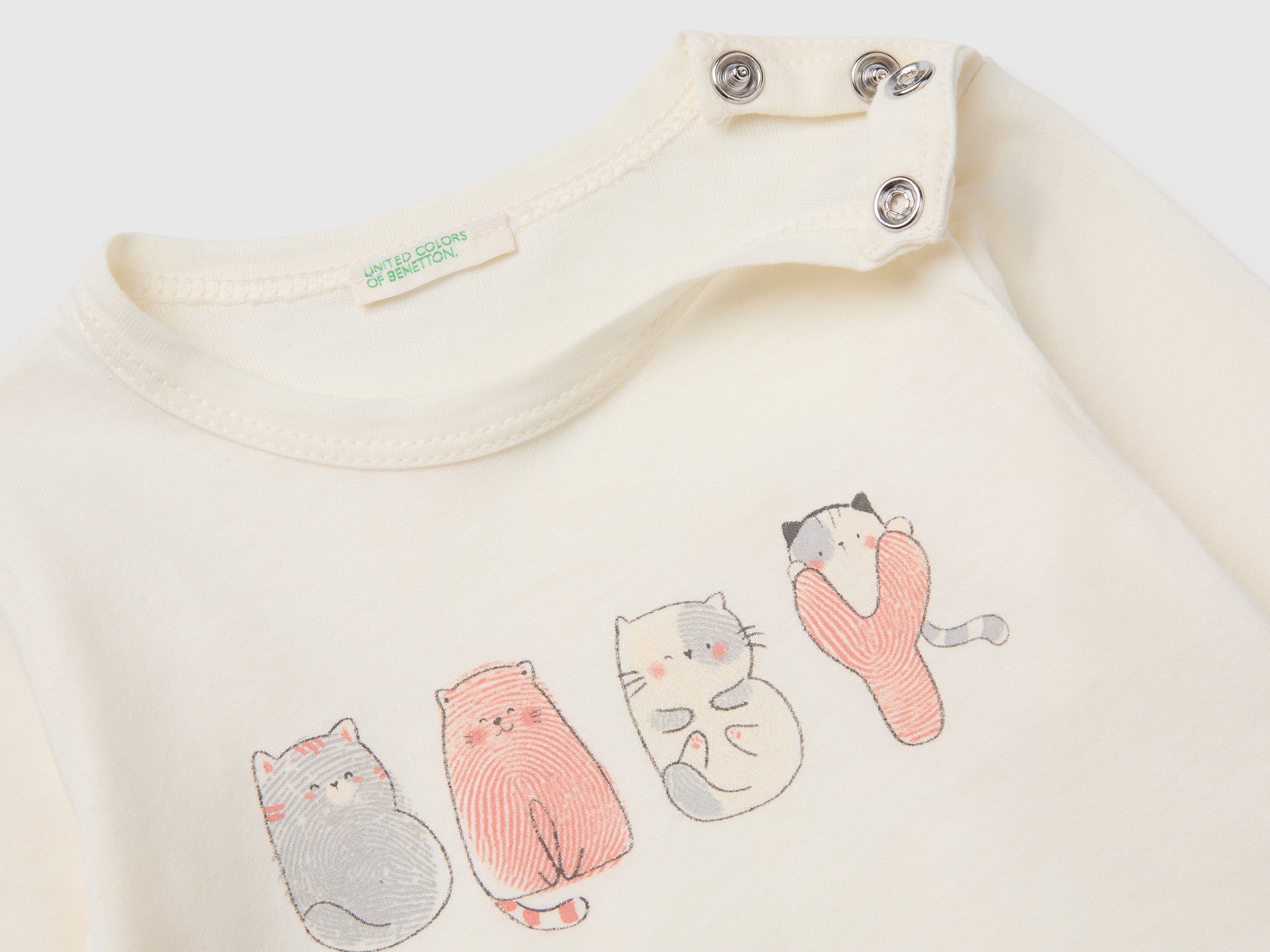 T-shirt com estampa em algodão orgânico - ucb_image_DS1