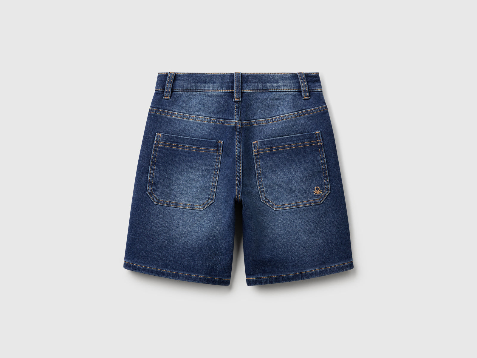 Straight Bermuda shorts in stretch denim - ucb_image_BS