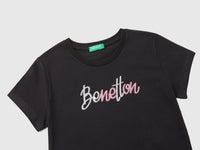 T-shirt com logótipo glitter em algodão orgânico - ucb_image_DS1