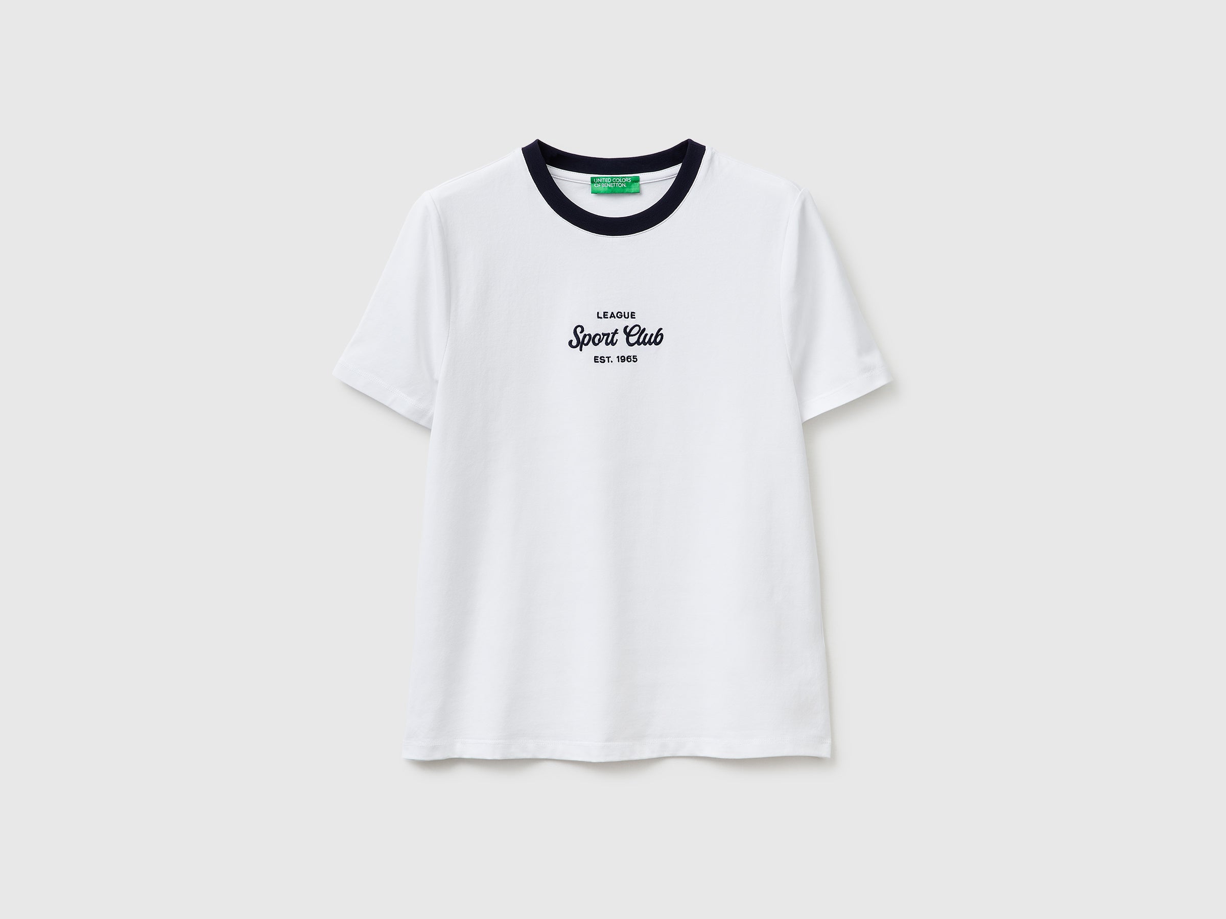T-shirt com emblema bordado - ucb_image_FS