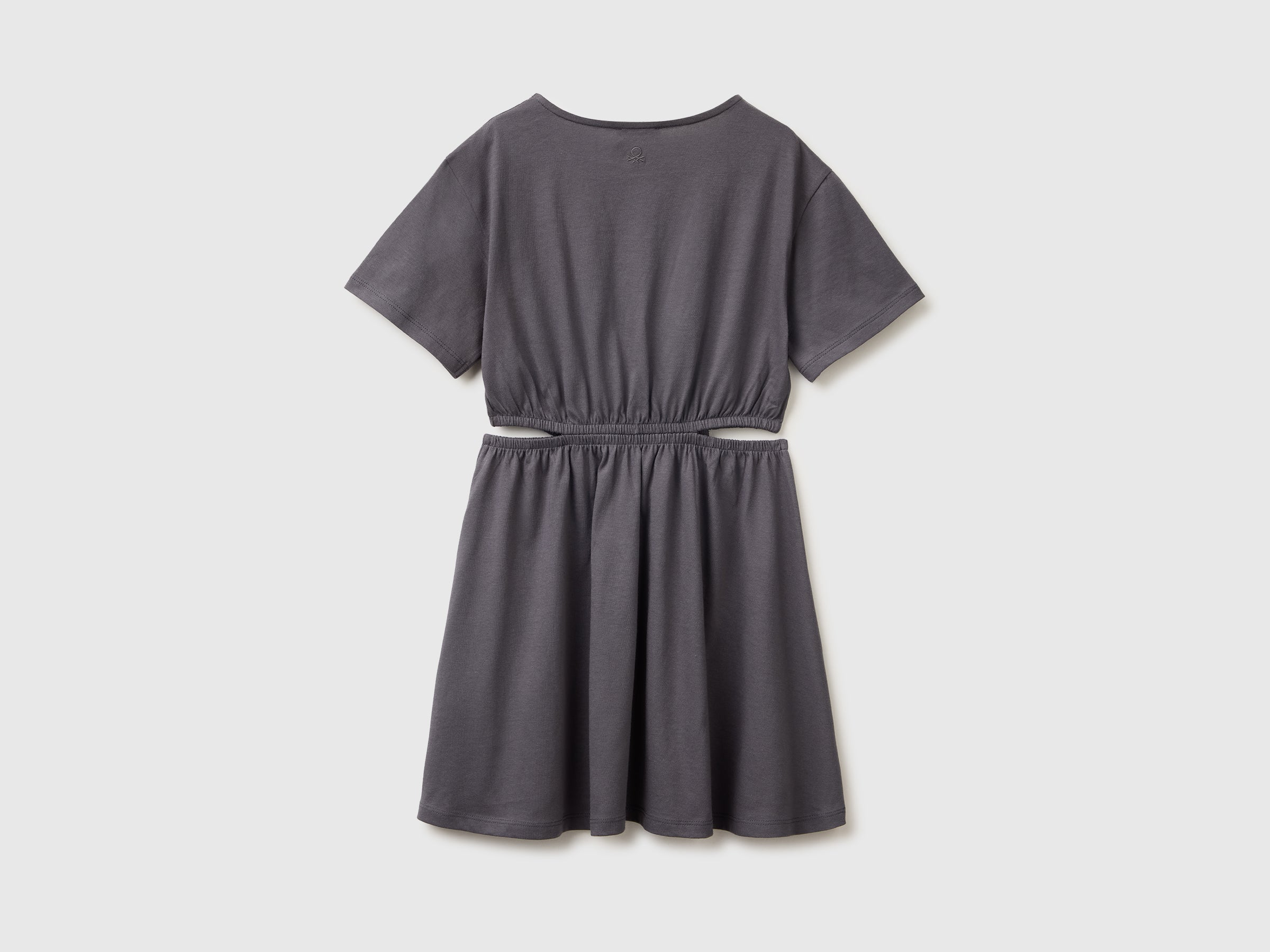 Vestido cut-out com coração - ucb_image_BS