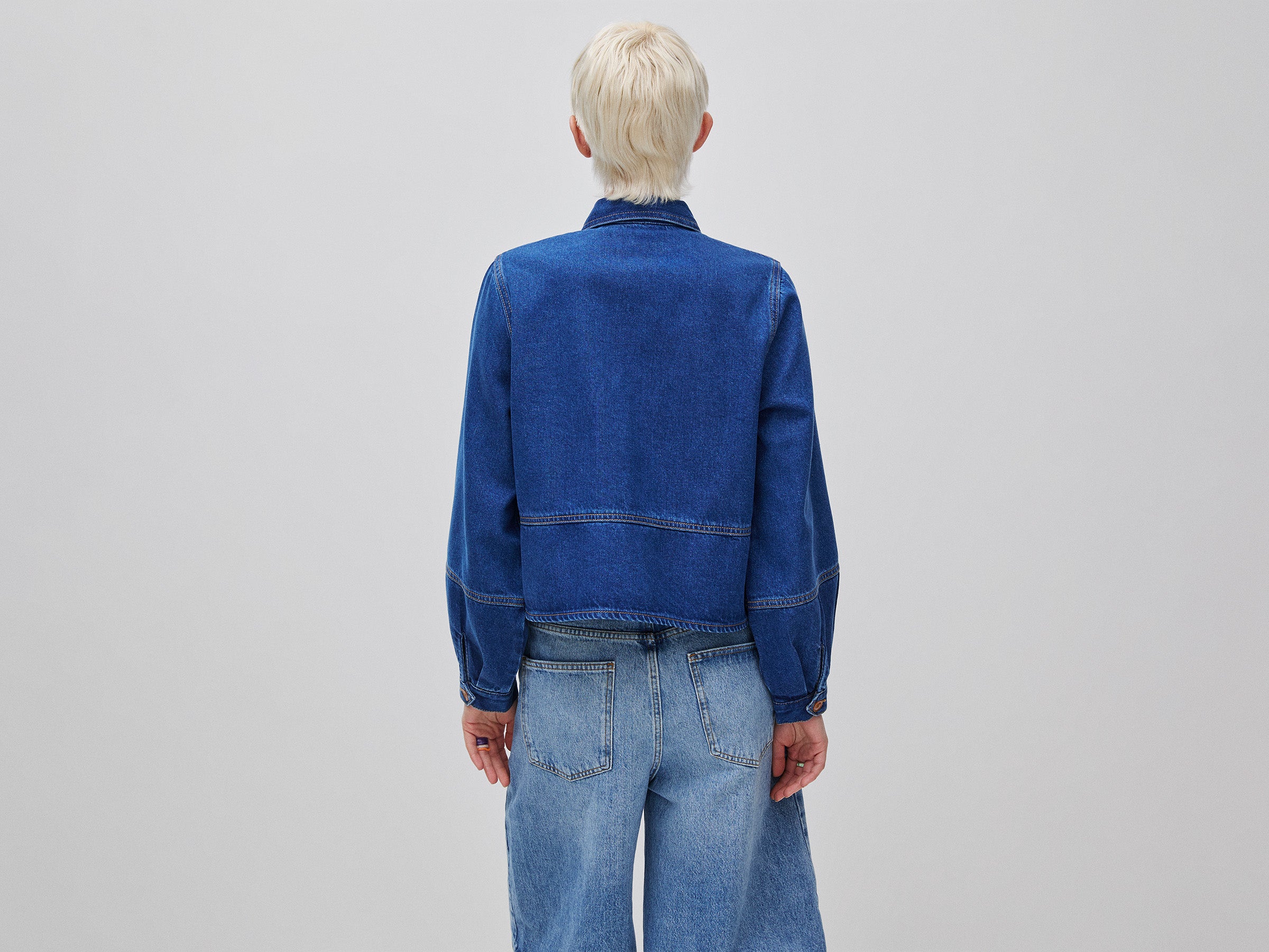 Casaco camiseiro em denim - ucb_image_B
