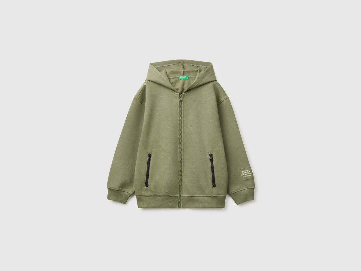 Casaco quente com fecho de correr, estampa e patch - ucb_image_FS