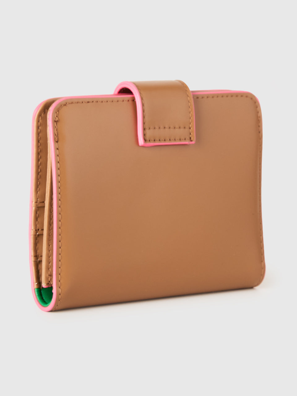 Compact wallet - ucb_image_BS