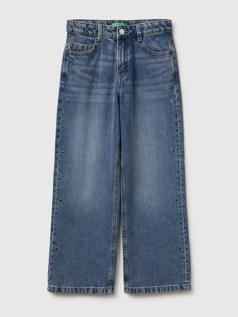 Jeans straight com ilhoses - ucb_image_FS