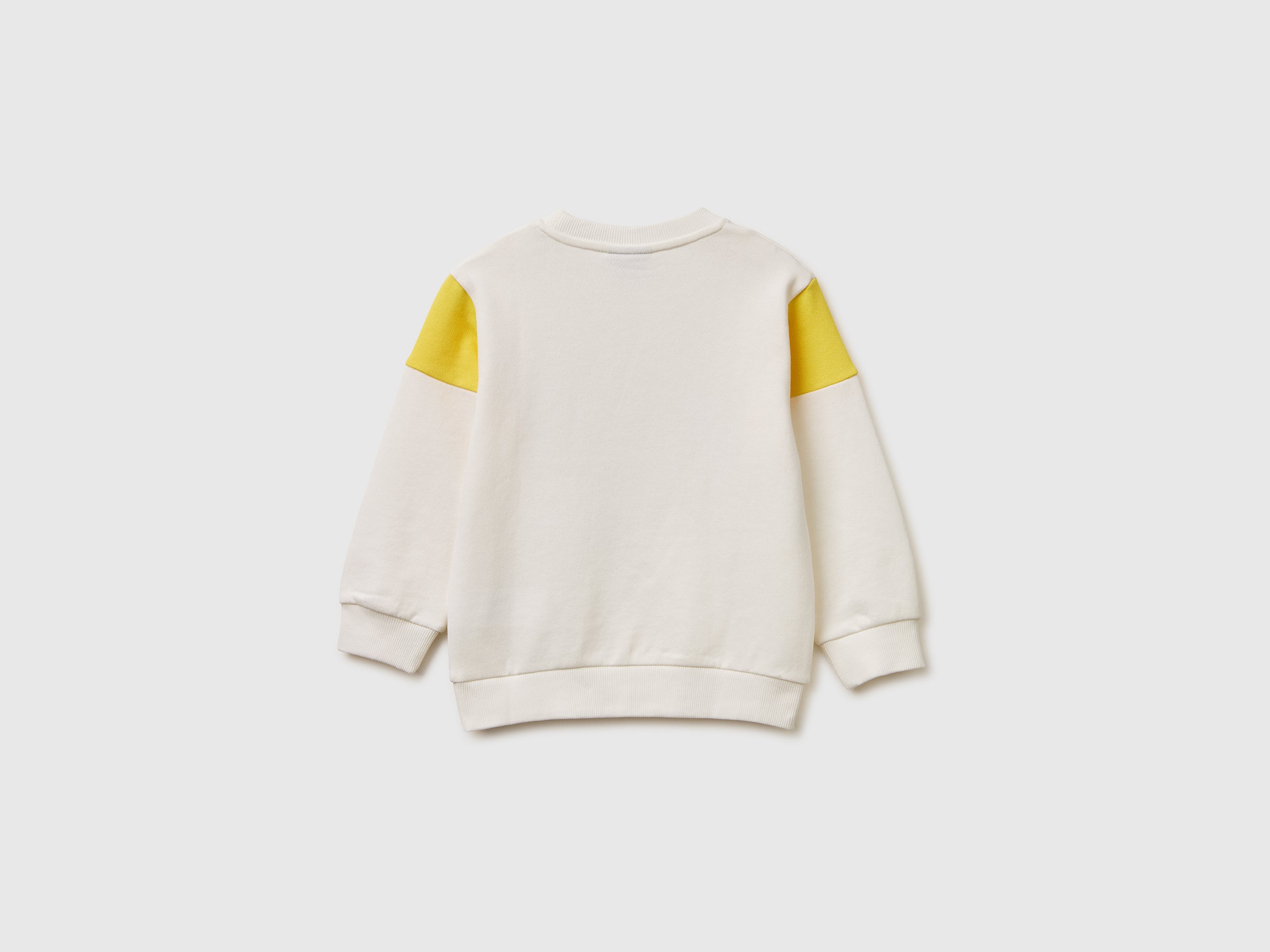 Closed Sweatshirt © Disney Pixar Cars - ucb_image_BS