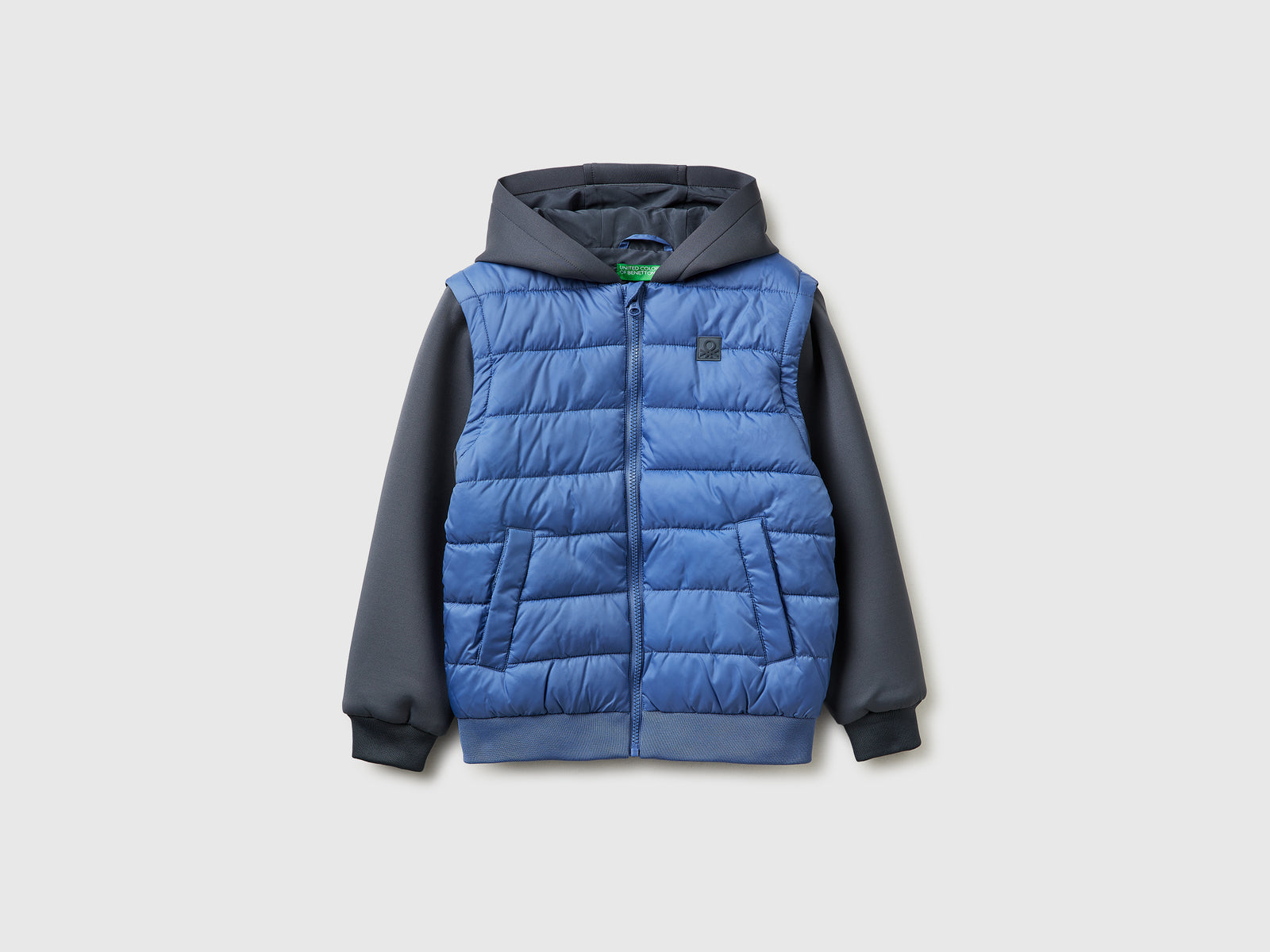 Jacket with detachable sleeves - ucb_image_FS