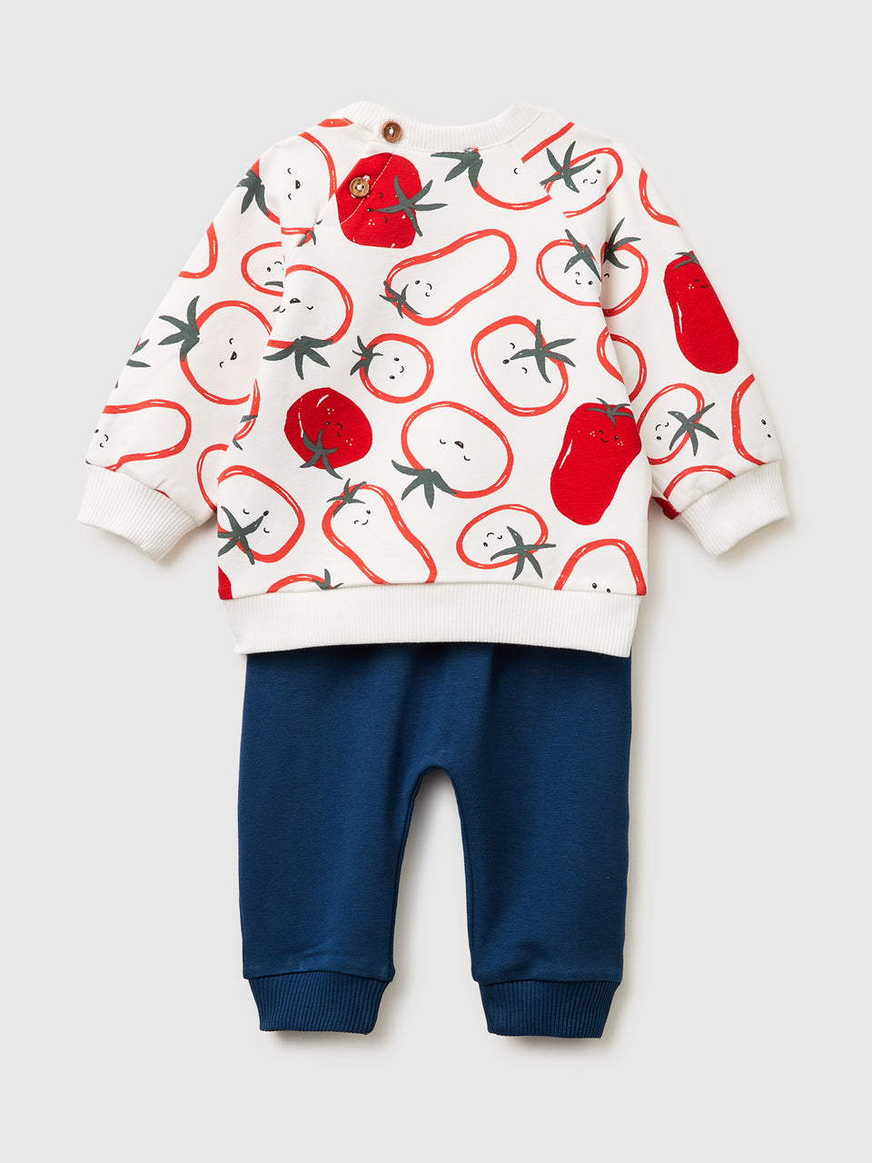 Stretch sweatshirt outfit - ucb_image_BS
