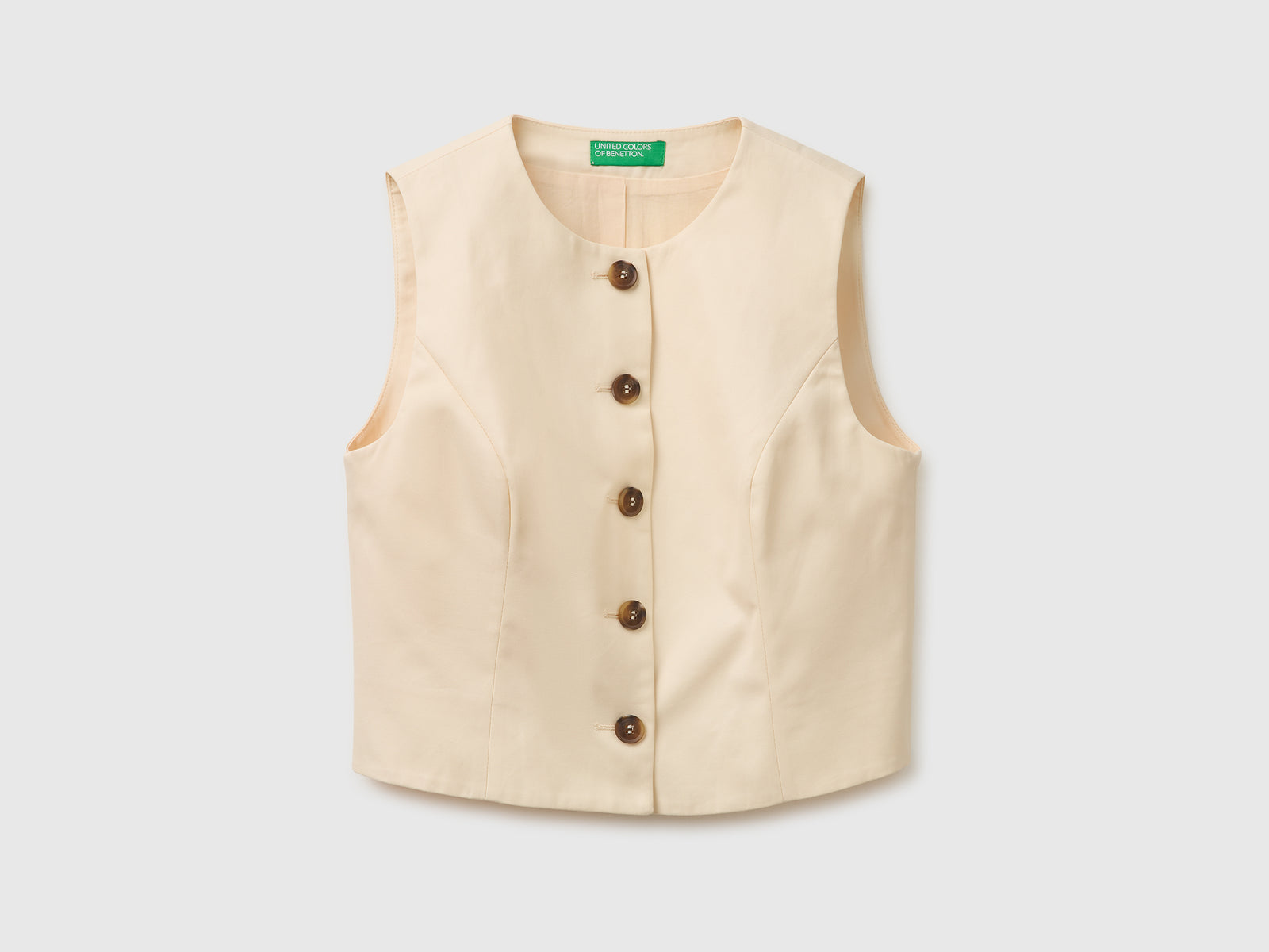 Crew neck vest with buttons - ucb_image_FS