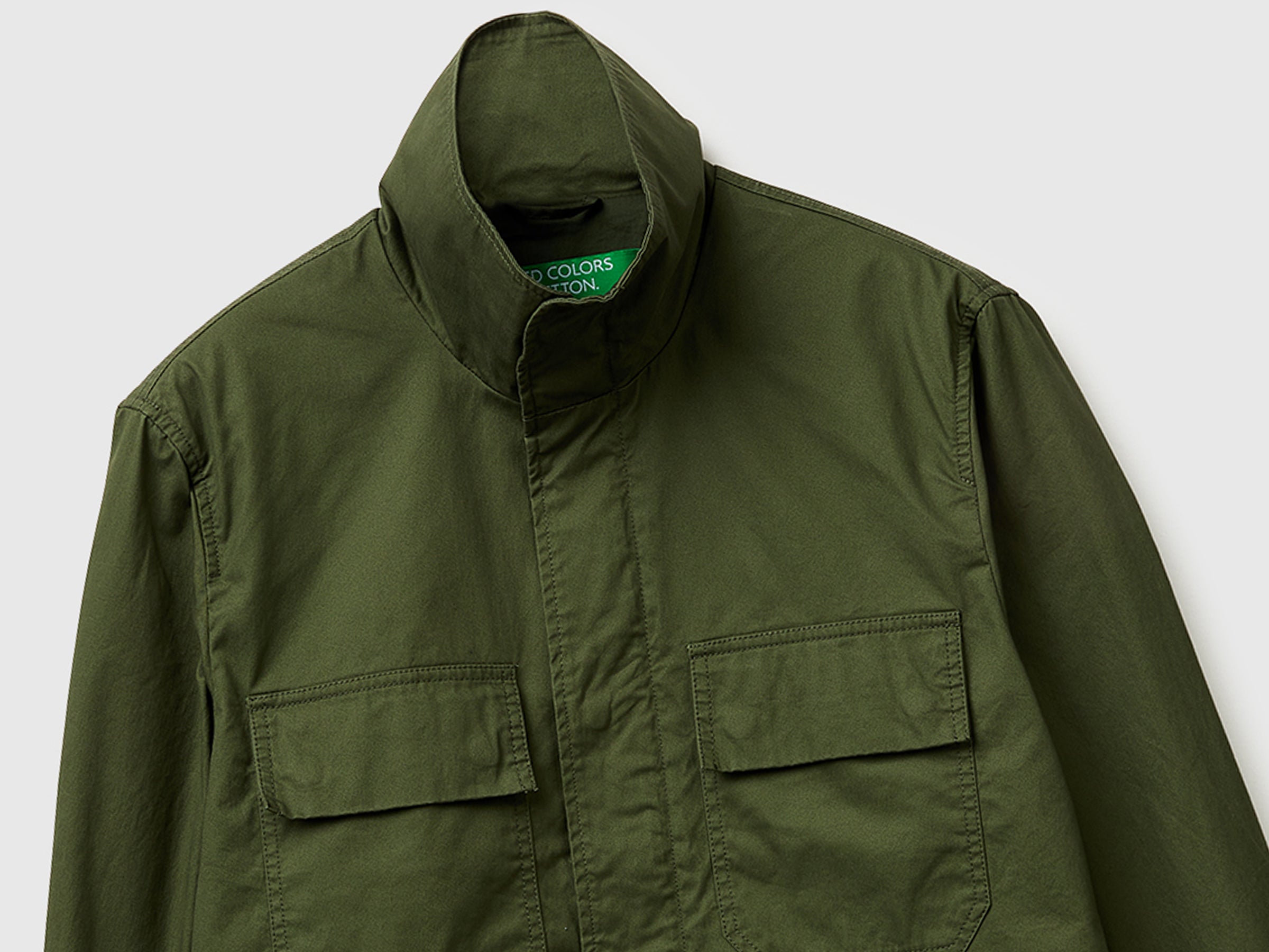 Casaco curto com bolsos - ucb_image_DS1
