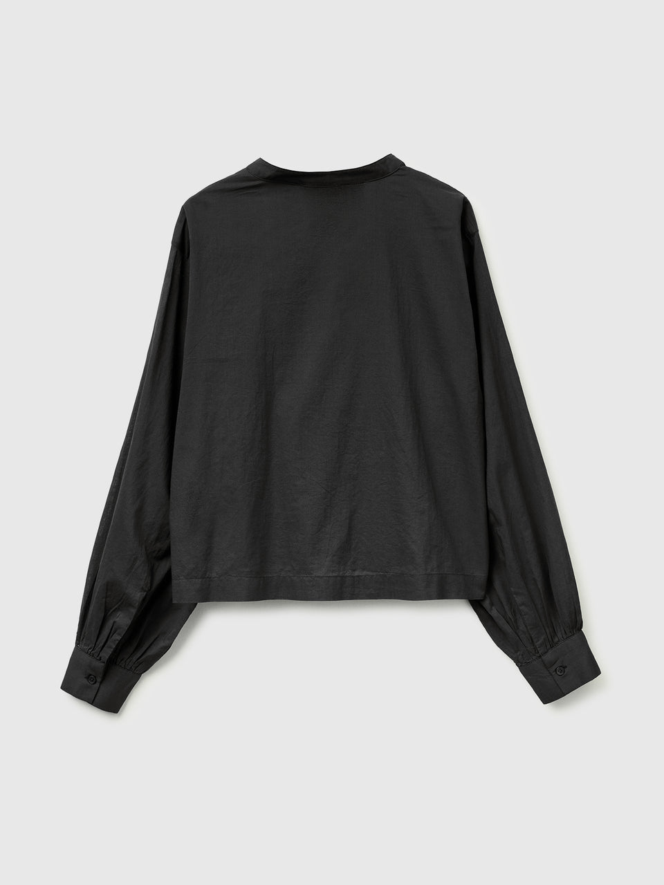 Lightweight blouse with pleats - ucb_image_BS