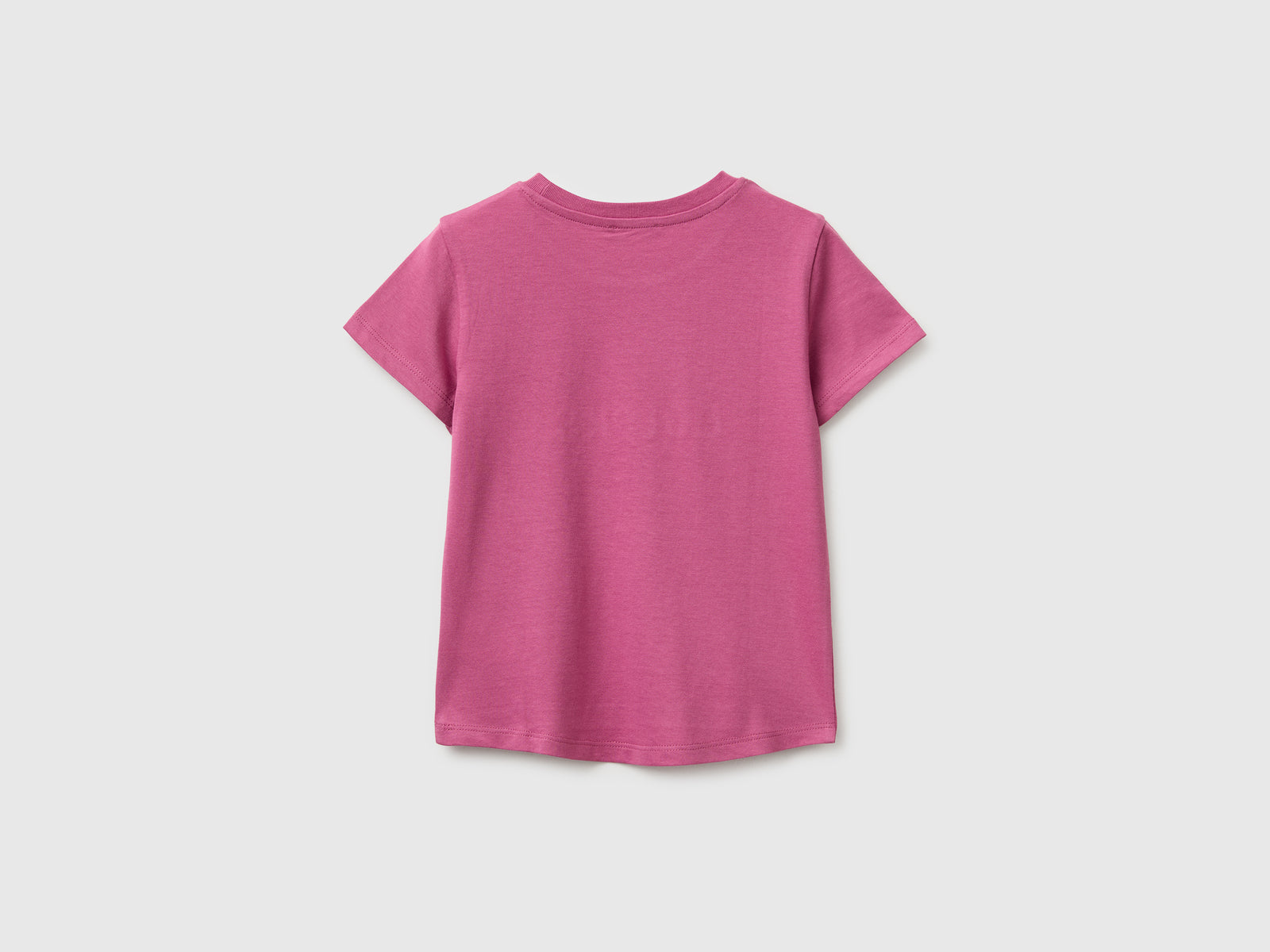 T-shirt com estampa e bordado - ucb_image_BS