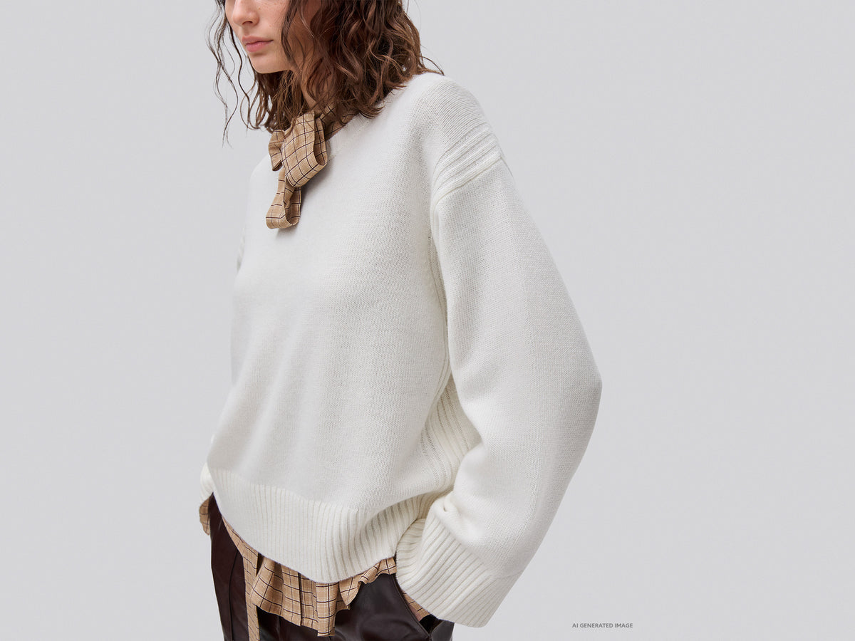 Boxy fit wool blend sweater