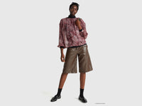 Bermudas em tecido efeito pele - ucb_image_FY