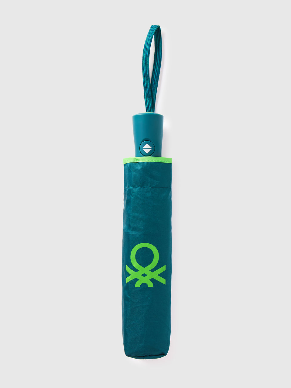 Green umbrella - ucb_image_FS