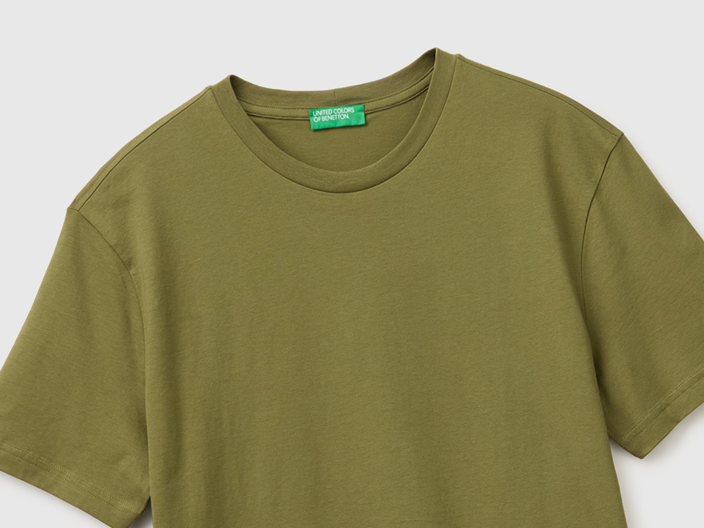 T-shirt verde militar - ucb_image_FY