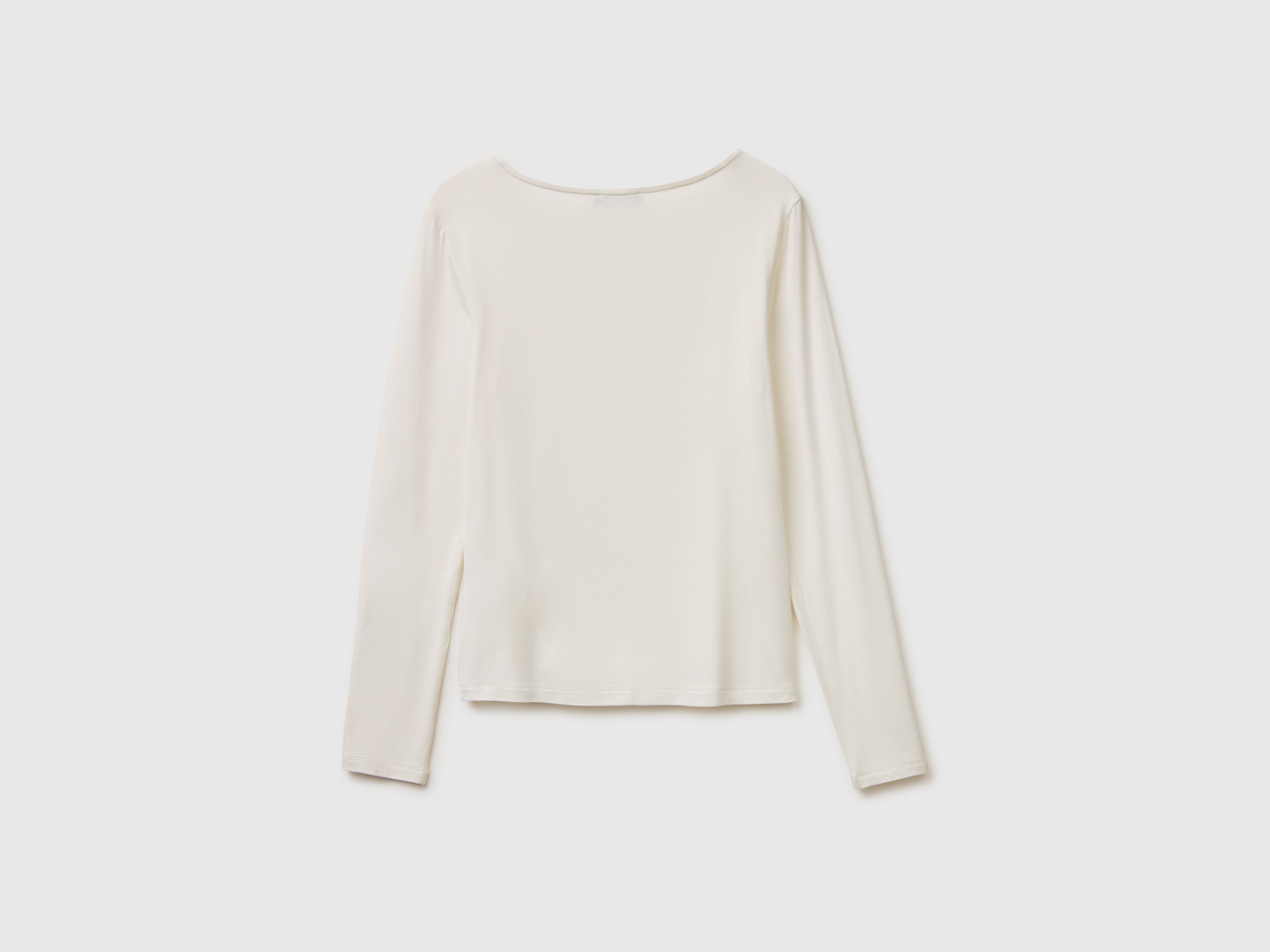 Boat-neck T-shirt - ucb_image_BS