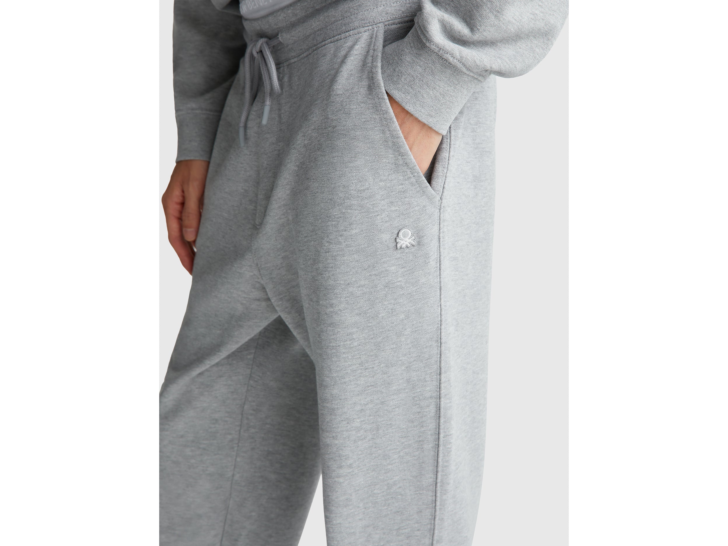 Joggers em felpo de algodão - ucb_image_FY
