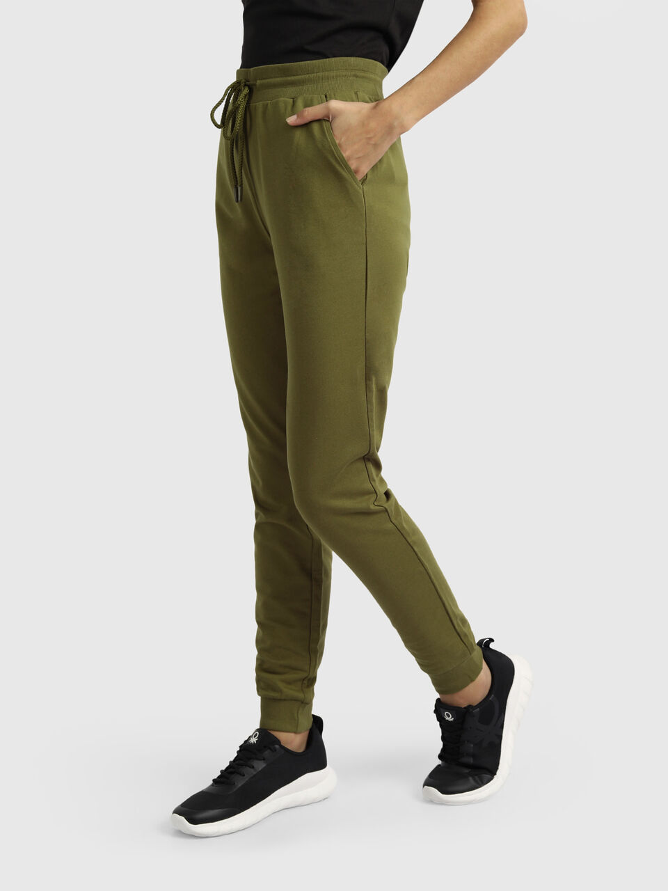 Basic Joggers image number null