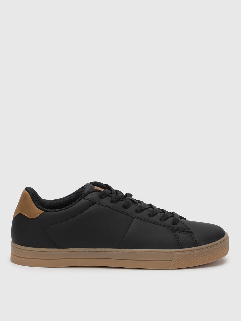 SNEAKER WITH DECO STITC image number null