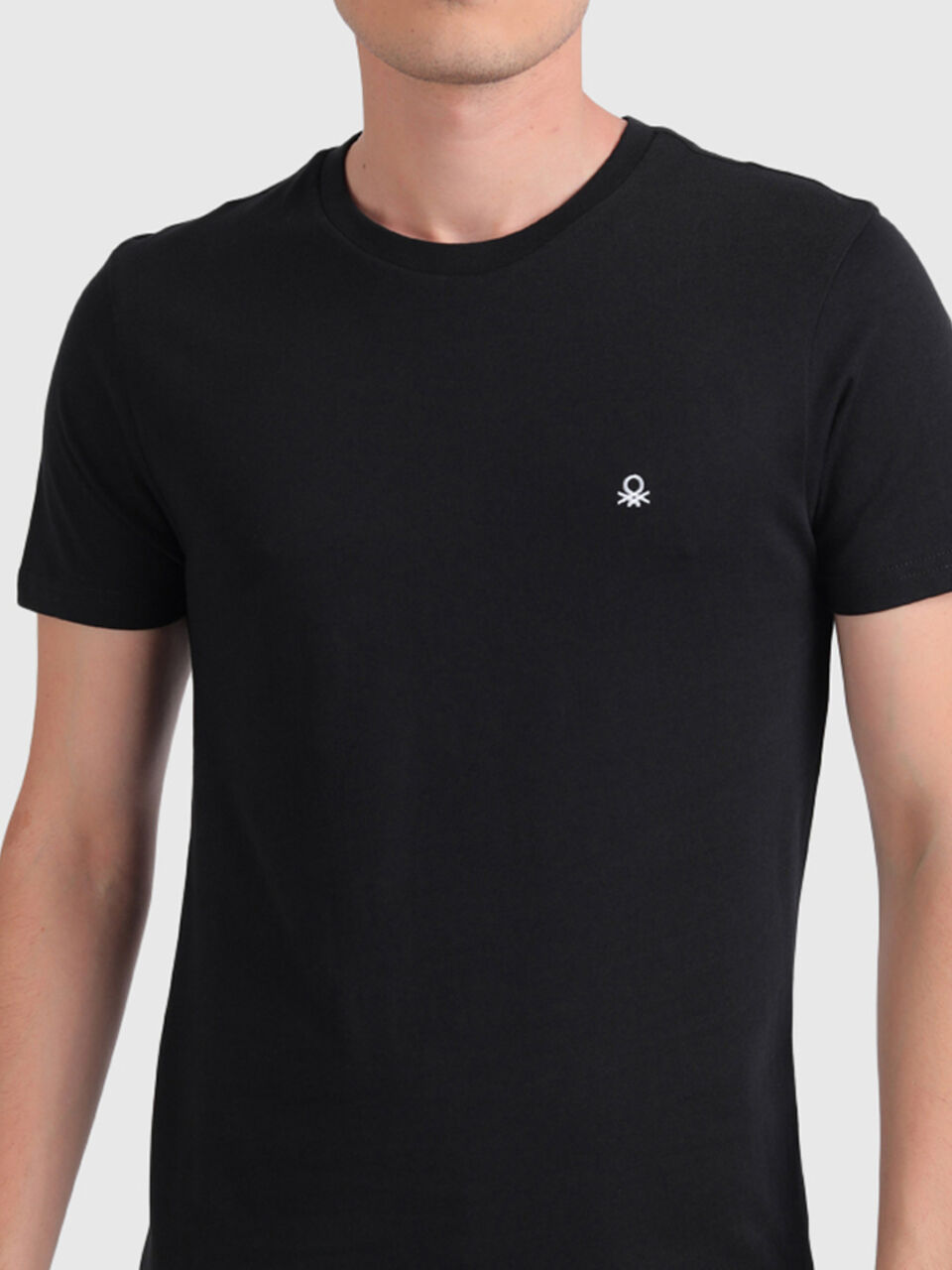 Basic Tee image number null