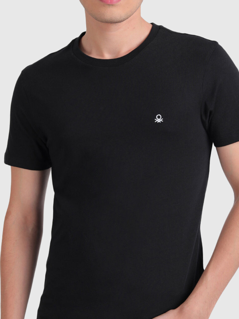 Basic Tee image number null