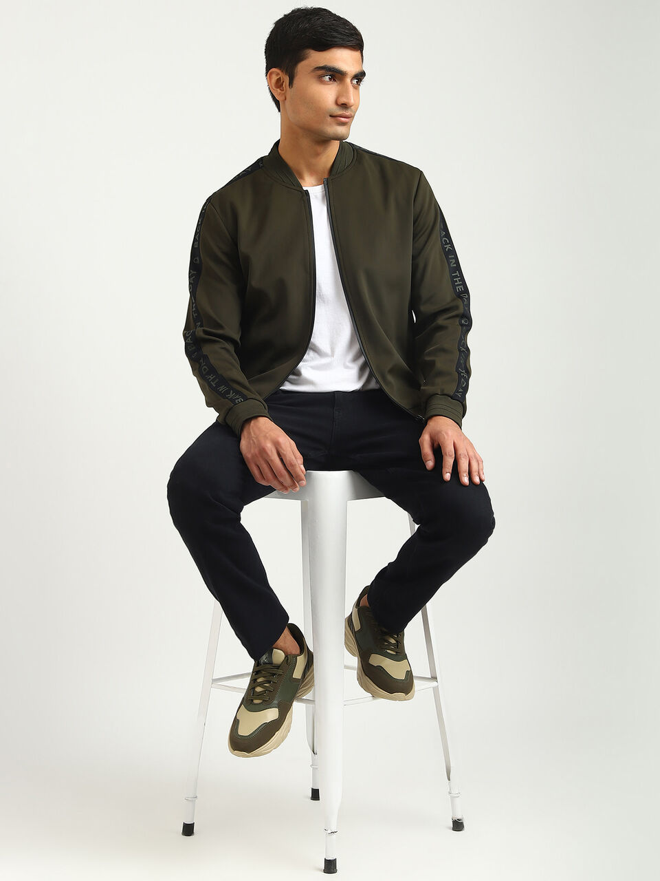 SLEEVE PRINT NEOPRENE KNIT JACKET image number null