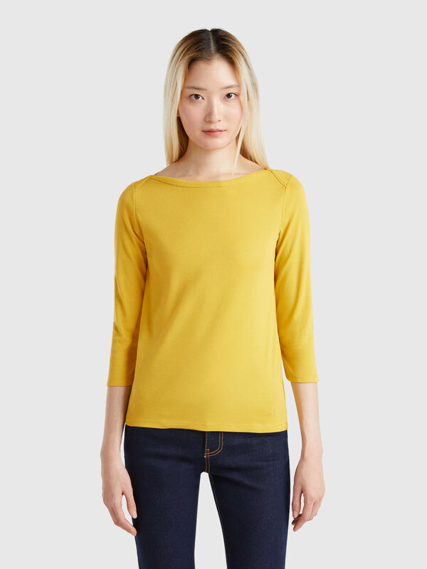 T-shirt with boat neck in 100% cotton Women