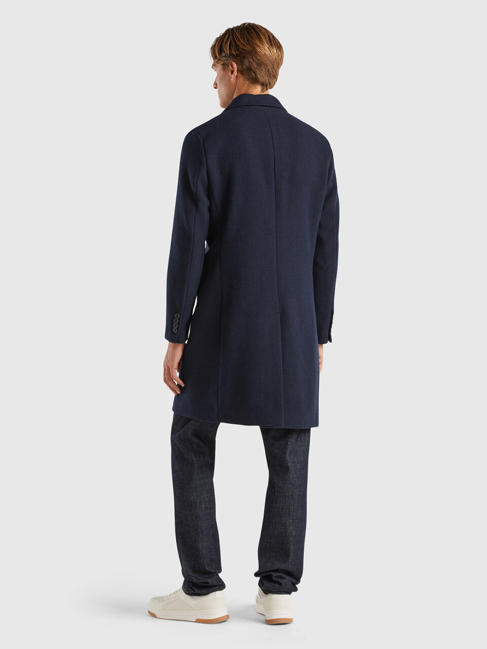 COAT Men image number null