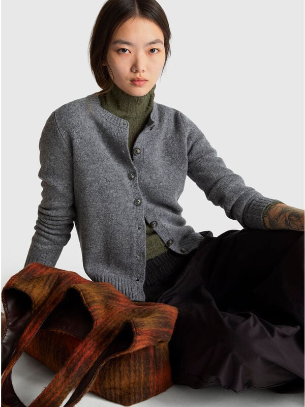 Cardigan in pure Shetland wool Women
