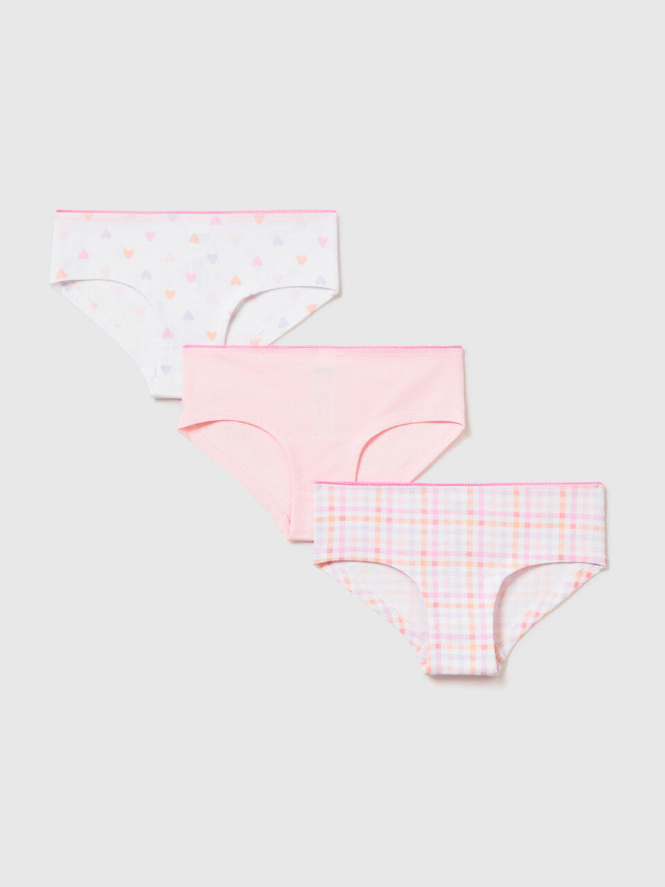 Set of three pairs of underwear in stretch cotton