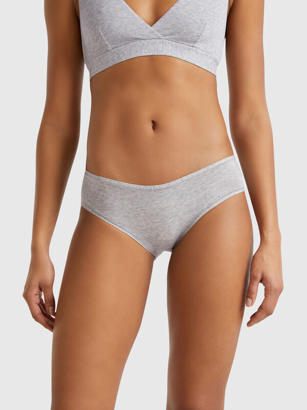 Underwear in super stretch cotton. Women