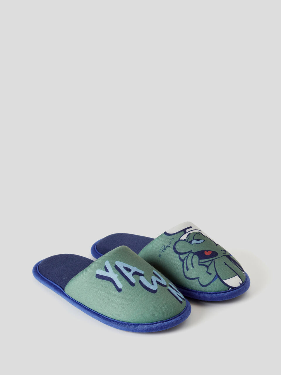 Smurfs slippers image number 1