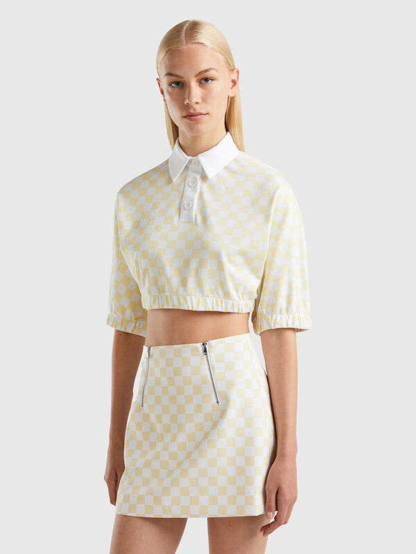 Cropped checkered top