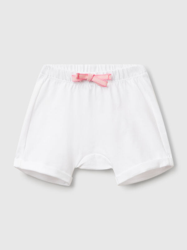 Shorts with patch on the back New Born (0-18 months)