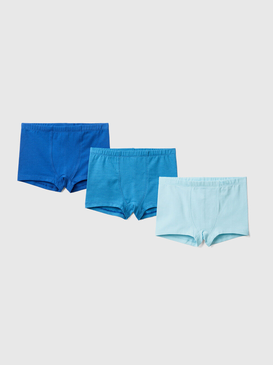 Three pairs of boxers in stretch cotton