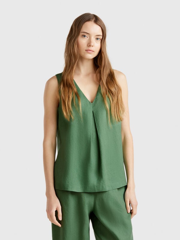 Sleeveless blouse in pure linen Women