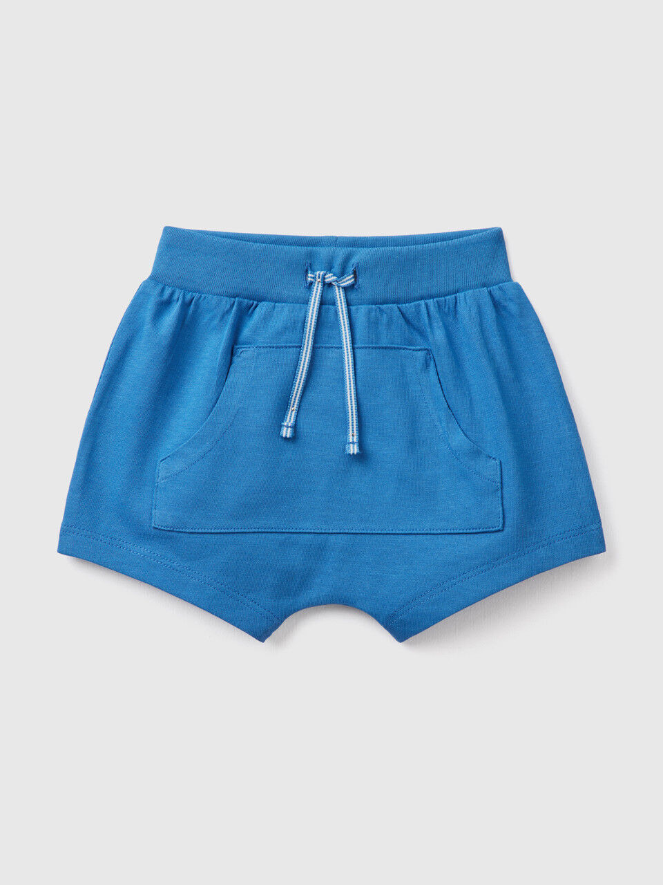 Shorts with kangaroo pocket