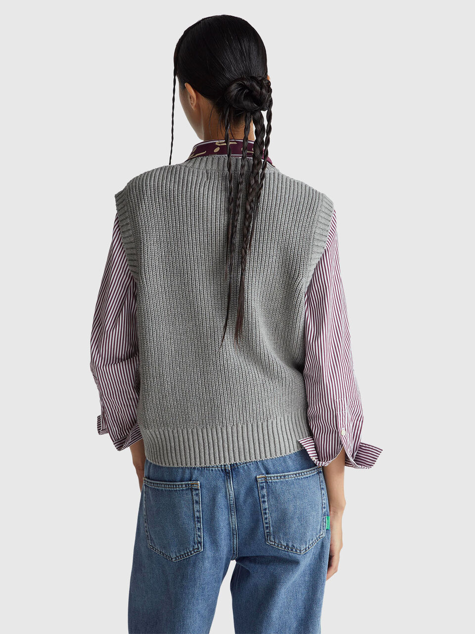 SLEEVELESS SWEATER Women image number null