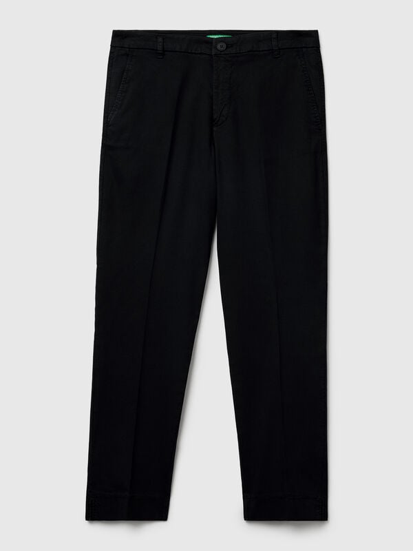 Cropped chinos in stretch cotton Cropped chinos in stretch cotton Women