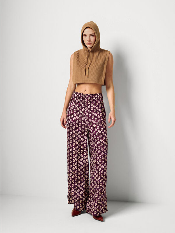 Flowy trousers with bandana print Women