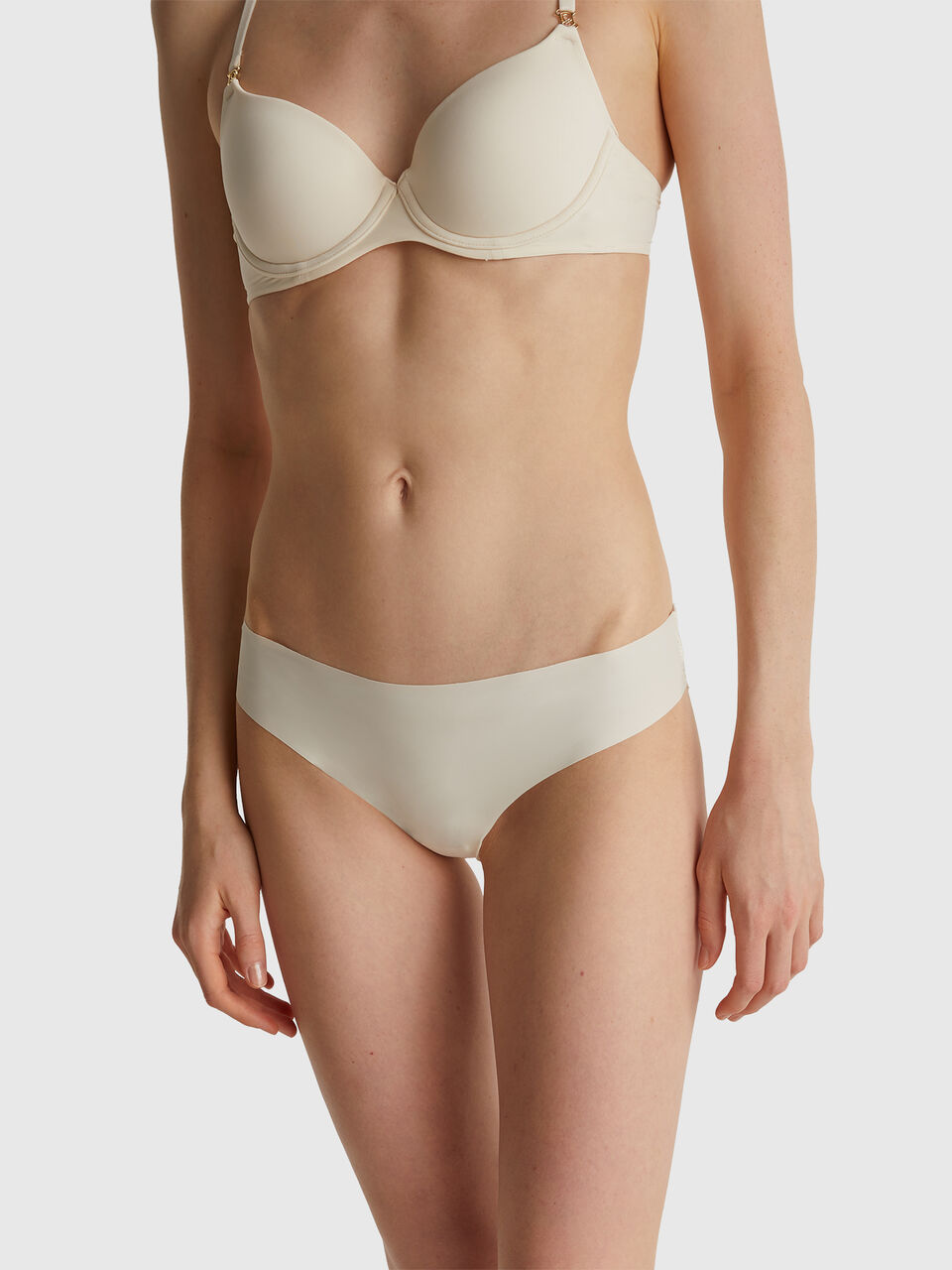 SLIP Women image number null