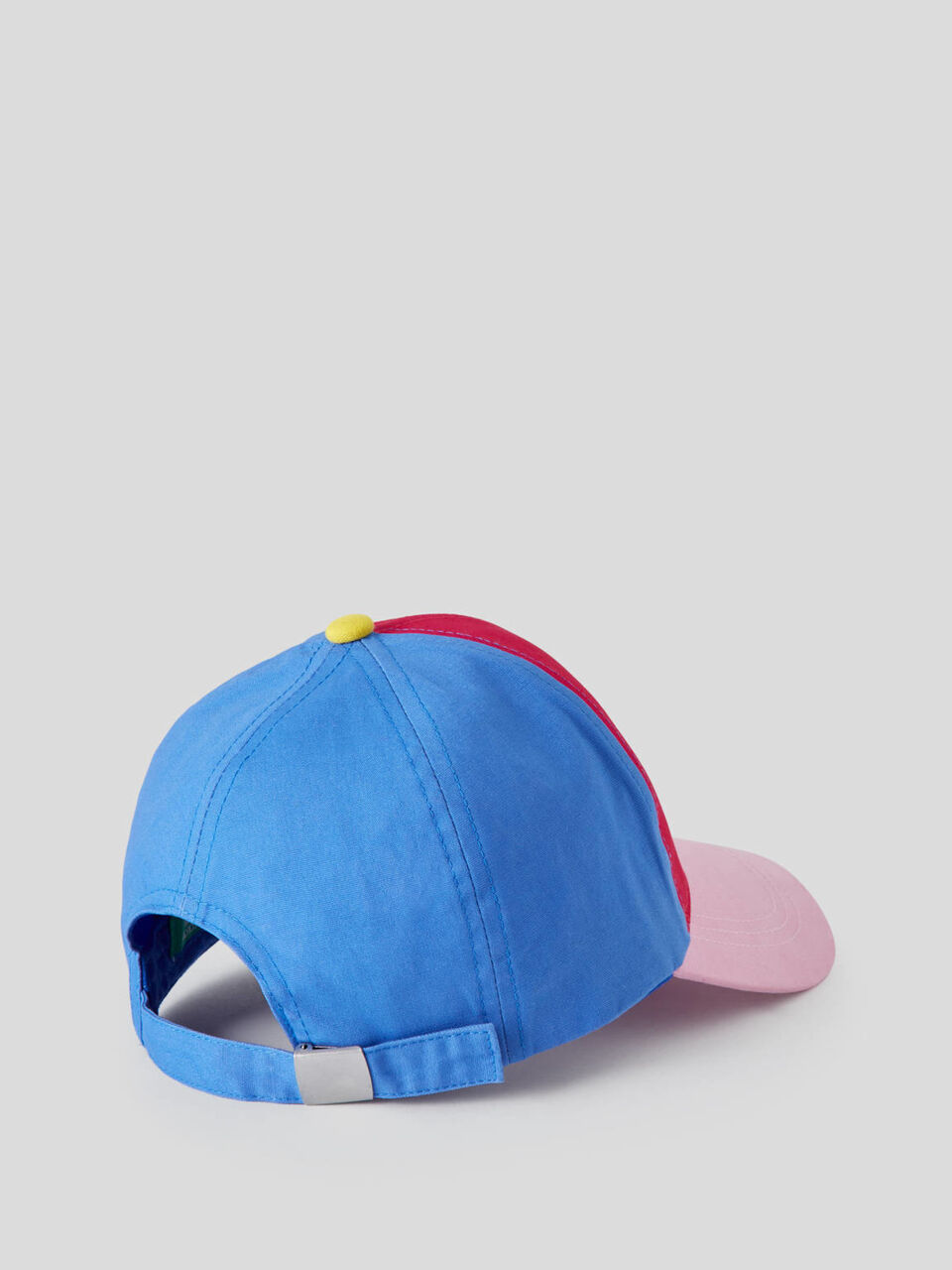 Cotton hat with brim image number 2