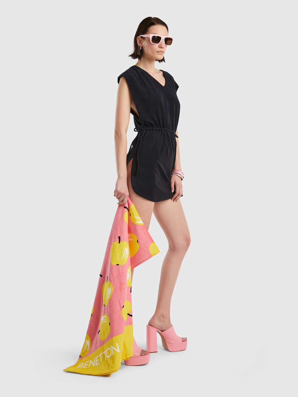 Short knit dress in terry