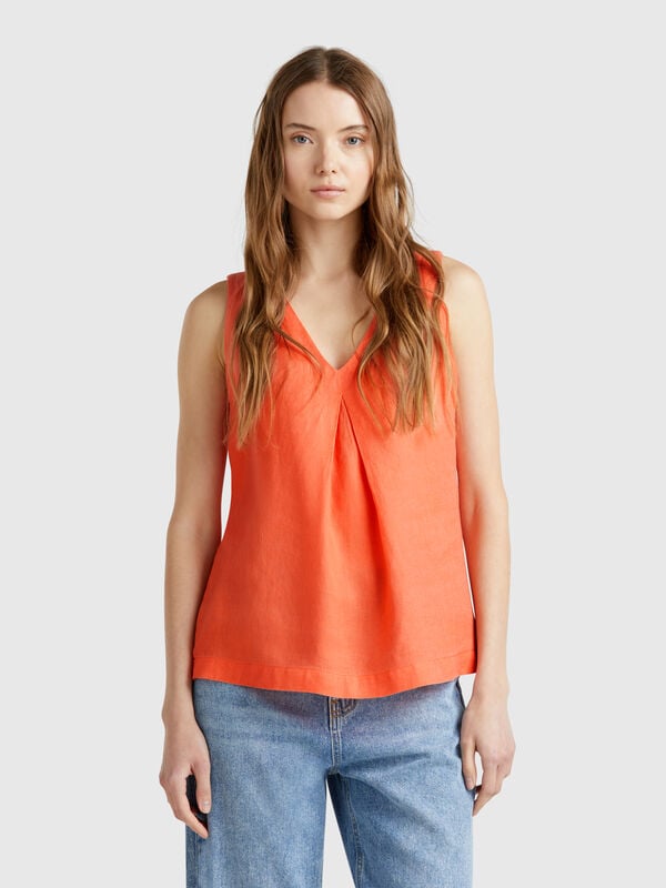 Sleeveless blouse in pure linen Women